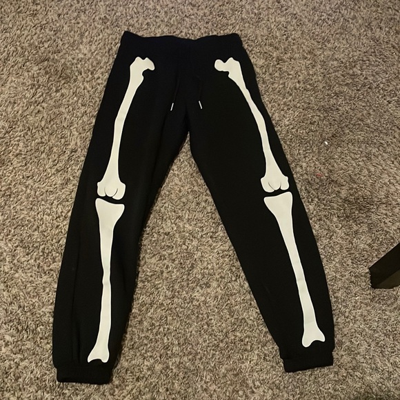 Black Skeleton Sweats - Picture 1 of 2